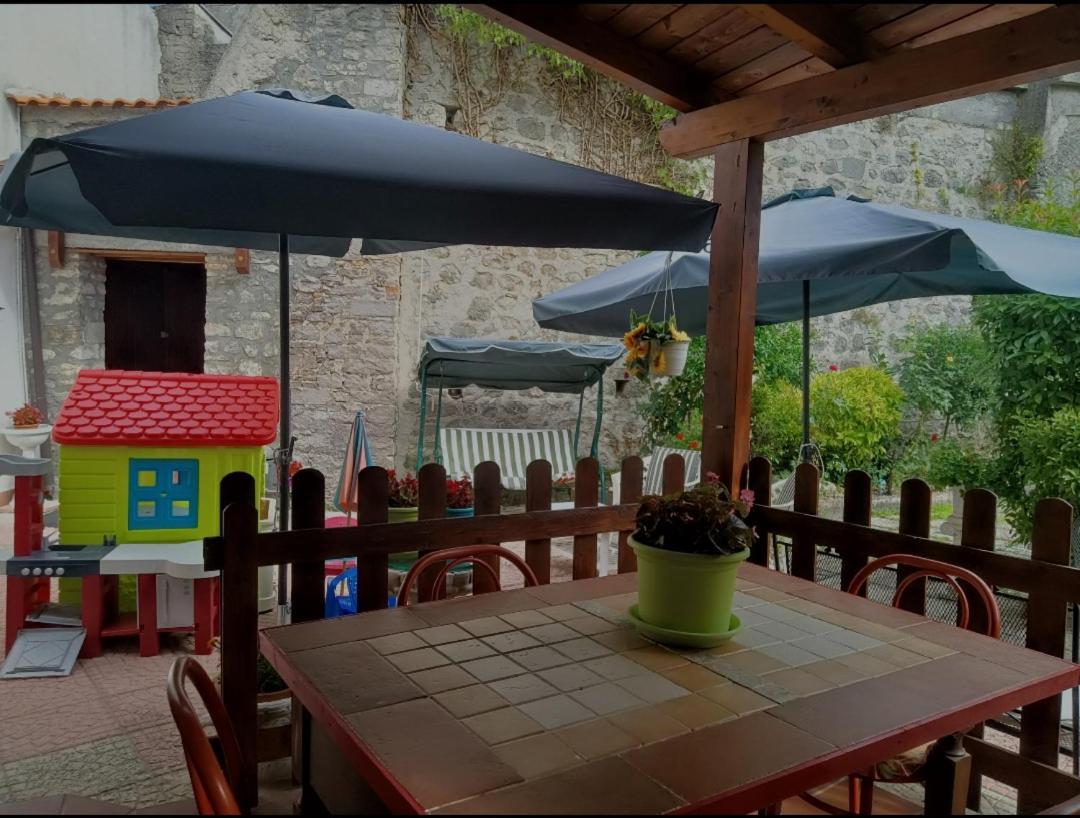 La Casa Nel Borgo Villa Forlì del Sannio Exteriör bild